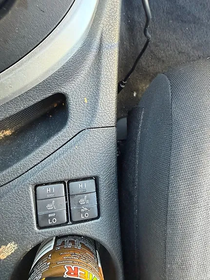 Toyota Auris 2014 photo 5