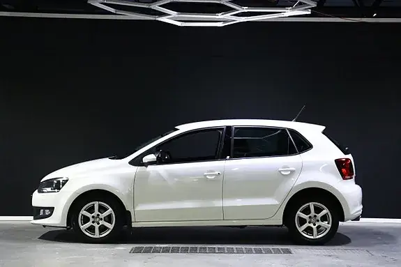 Volkswagen Polo 2011 photo 5