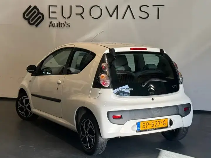 Citroen C1 2012 photo 3