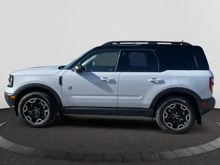 Ford Bronco Sport 2026 photo 2