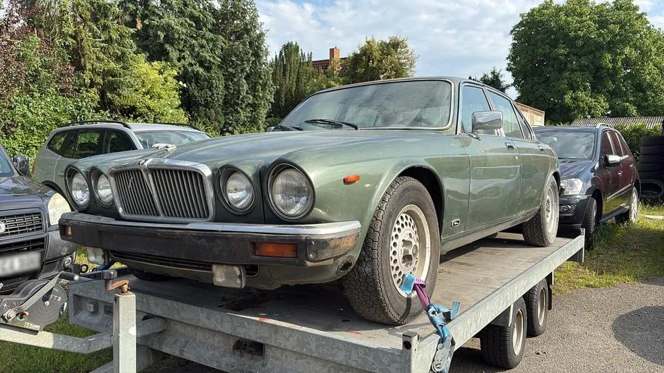 Jaguar Xj12
