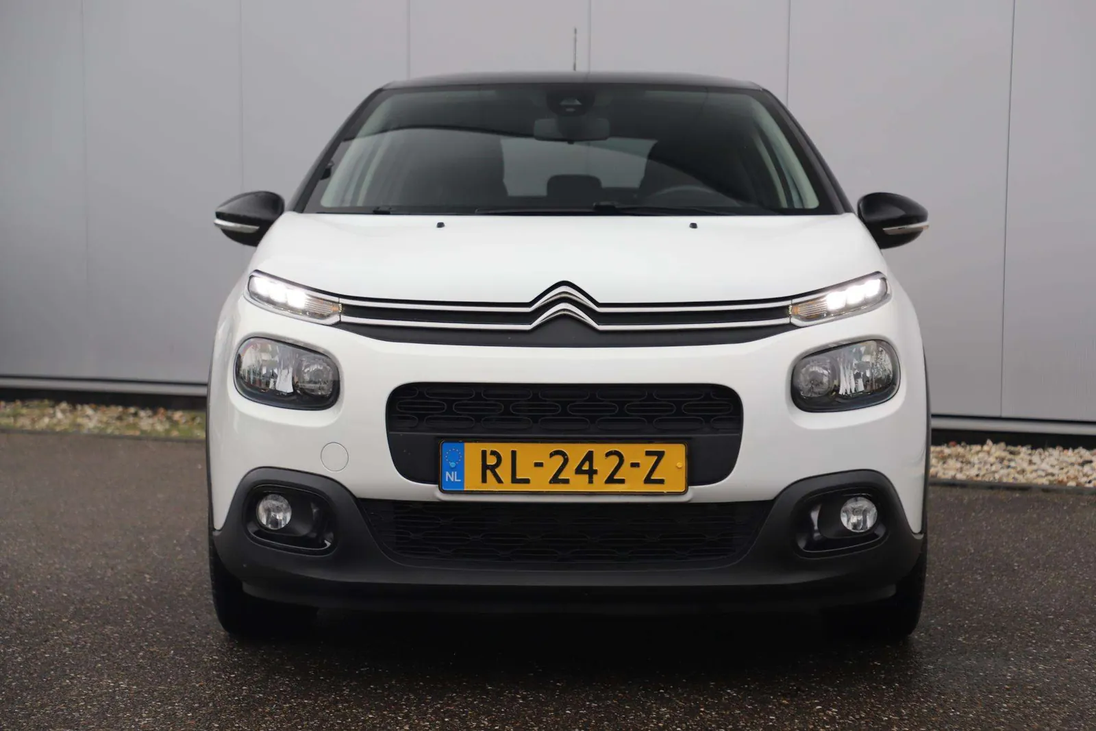 Citroen C3 2018 photo 2