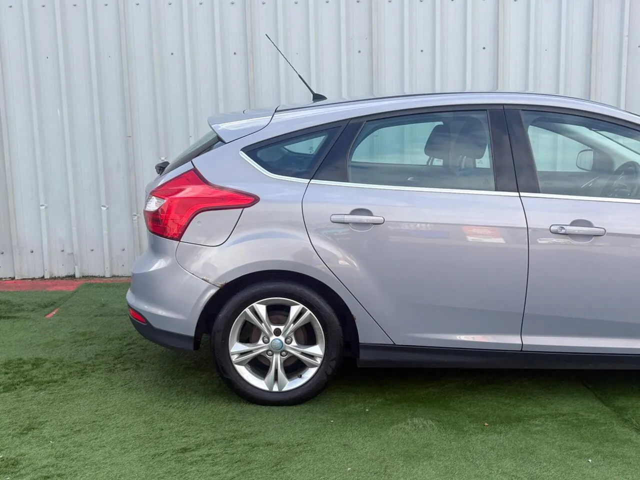 Ford Focus 2011 photo 5