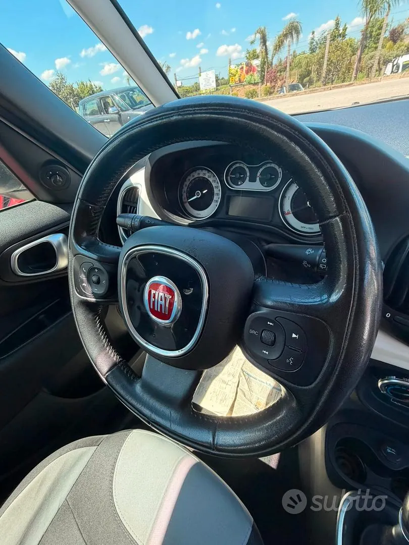 Fiat 500L 2016 photo 5