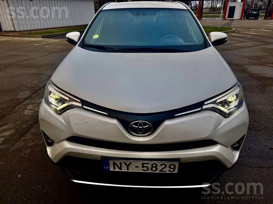 Toyota Rav4 2016 photo 5