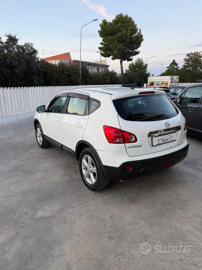 Nissan Qashqai 2009 photo 4