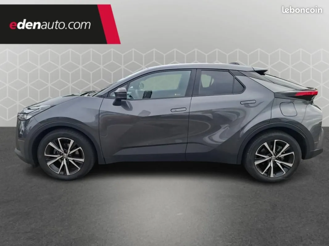 Toyota C-Hr 2025 photo 2