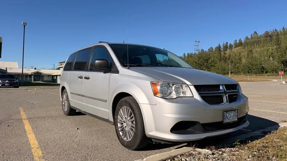 Dodge Caravan 2011 photo 4