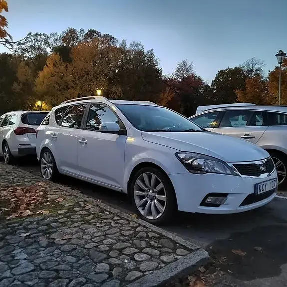 Kia Ceed 2010 photo 5