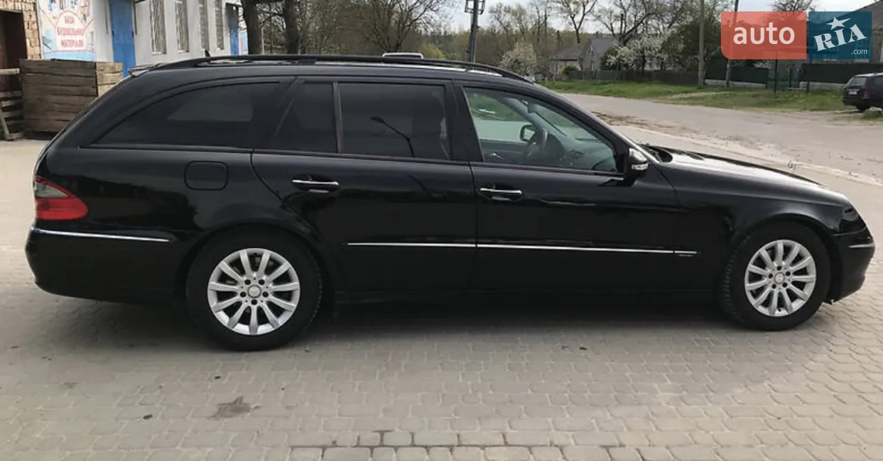 Mercedes-Benz E-Class 2008 photo 5