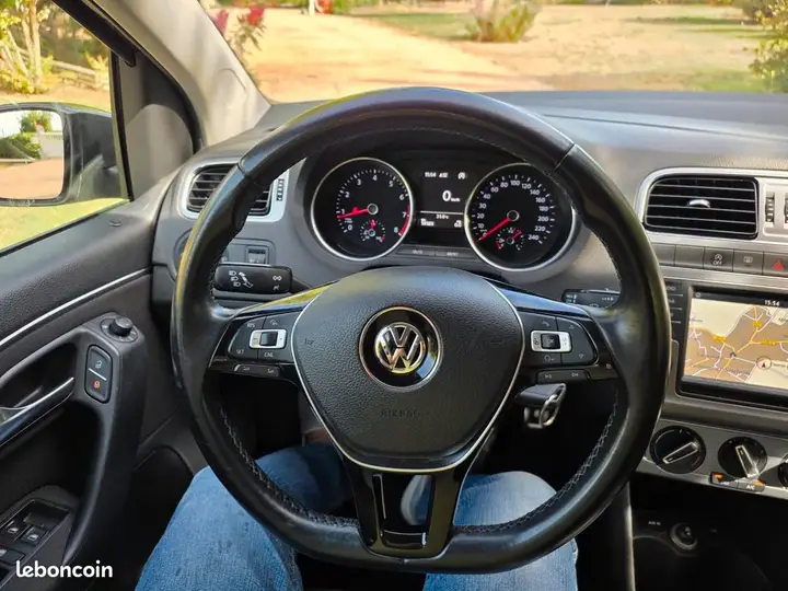 Volkswagen Polo 2016 photo 3
