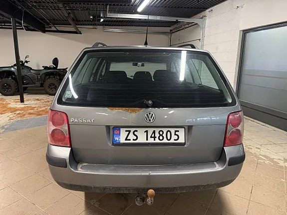 Volkswagen Passat 2002 photo 4