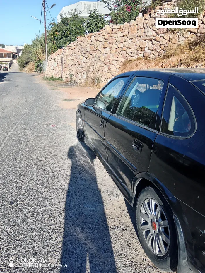 Opel Vectra 1996 photo 4