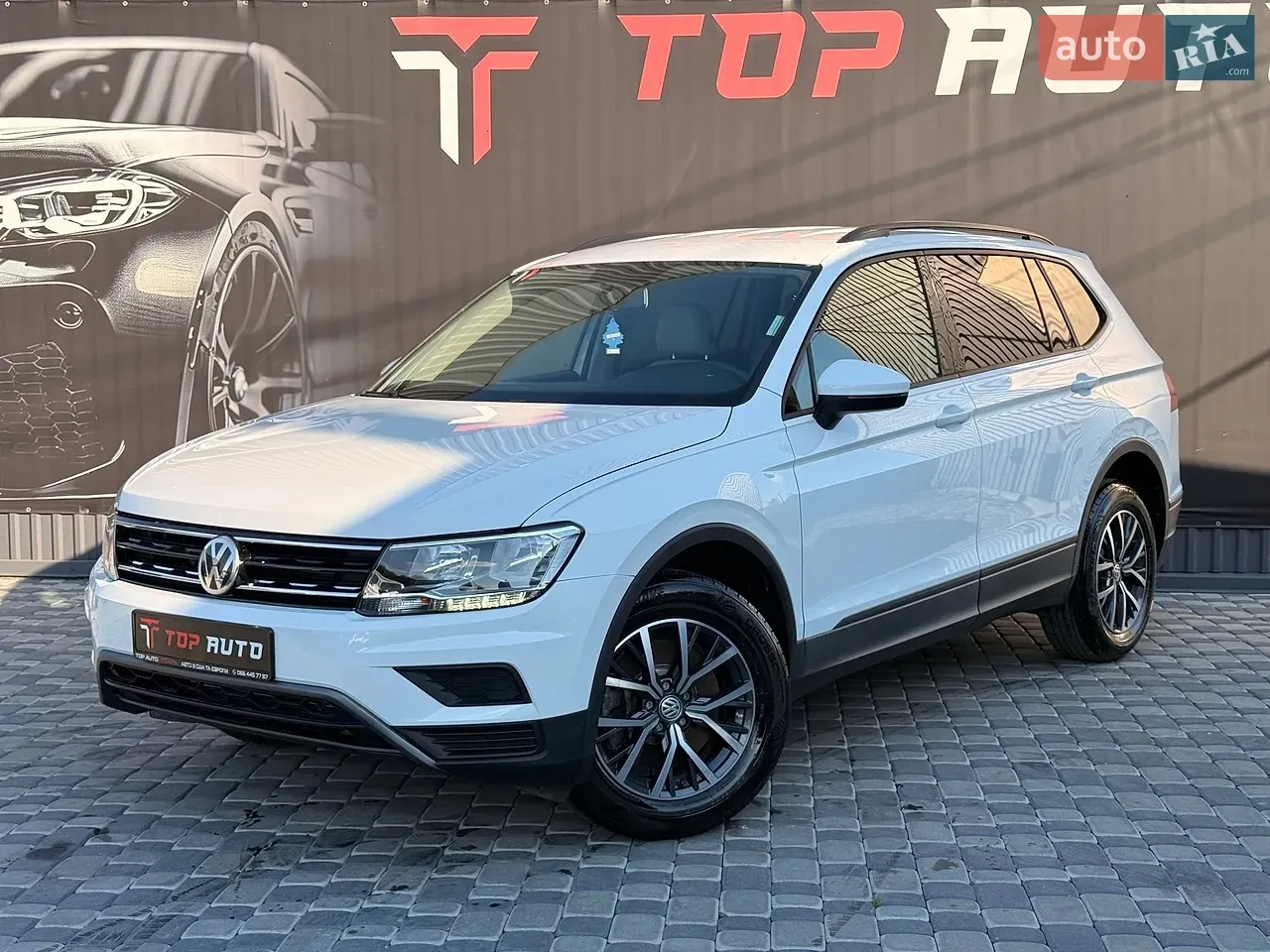 Volkswagen Tiguan 2021 photo 2