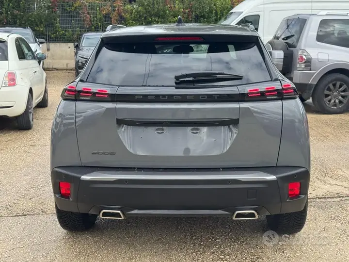 Peugeot 2008 2024 photo 4