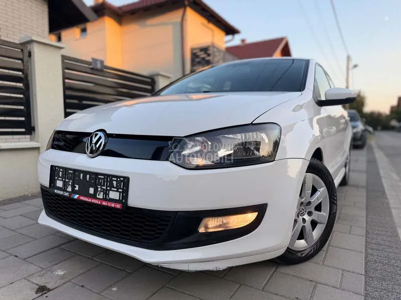 Volkswagen Polo 2011 photo 5