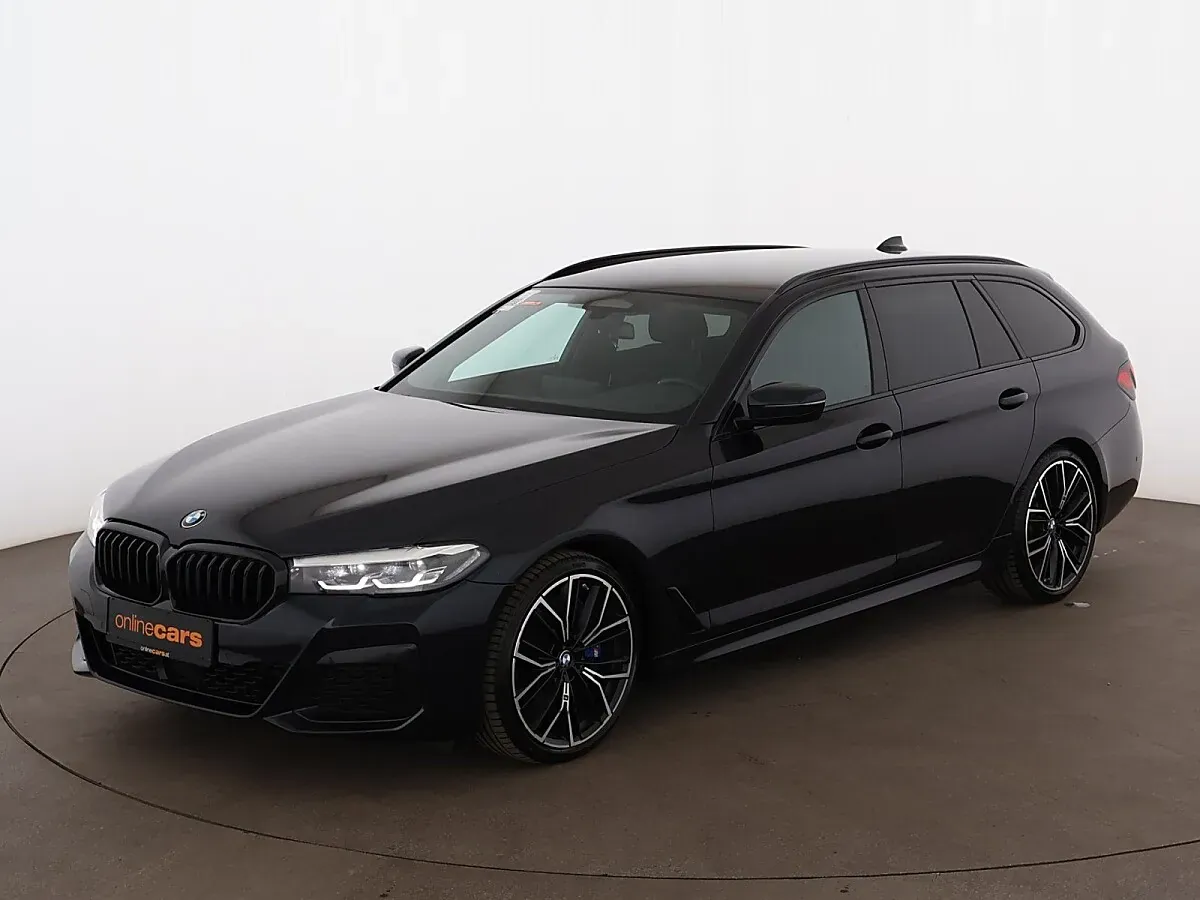 BMW 5 Series 2023 photo 2