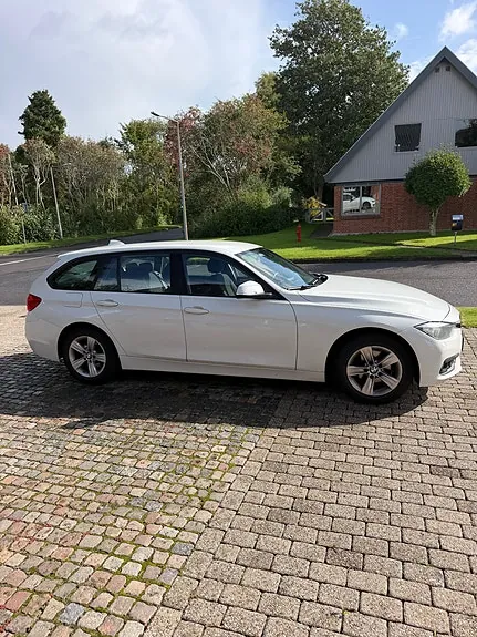 BMW 3 Series 2016 photo 3