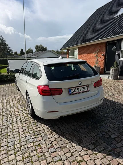 BMW 3 Series 2016 photo 2