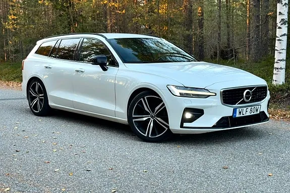 Volvo V60 2020 photo 2