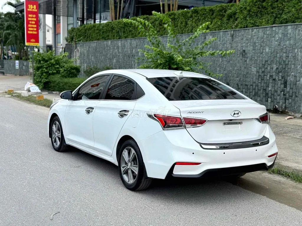Hyundai Accent 2020 photo 4