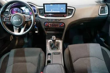 Kia Ceed 2023 photo 3