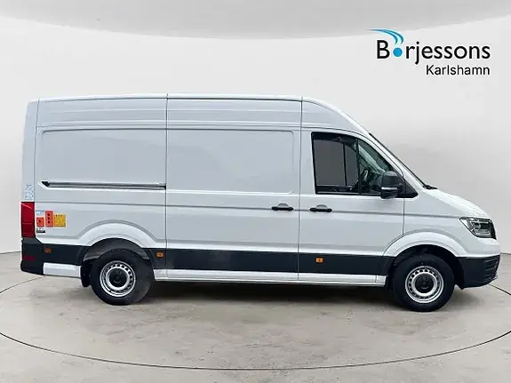 Volkswagen Crafter 35 2022 photo 2