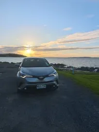 Toyota C-Hr 2019 photo 2