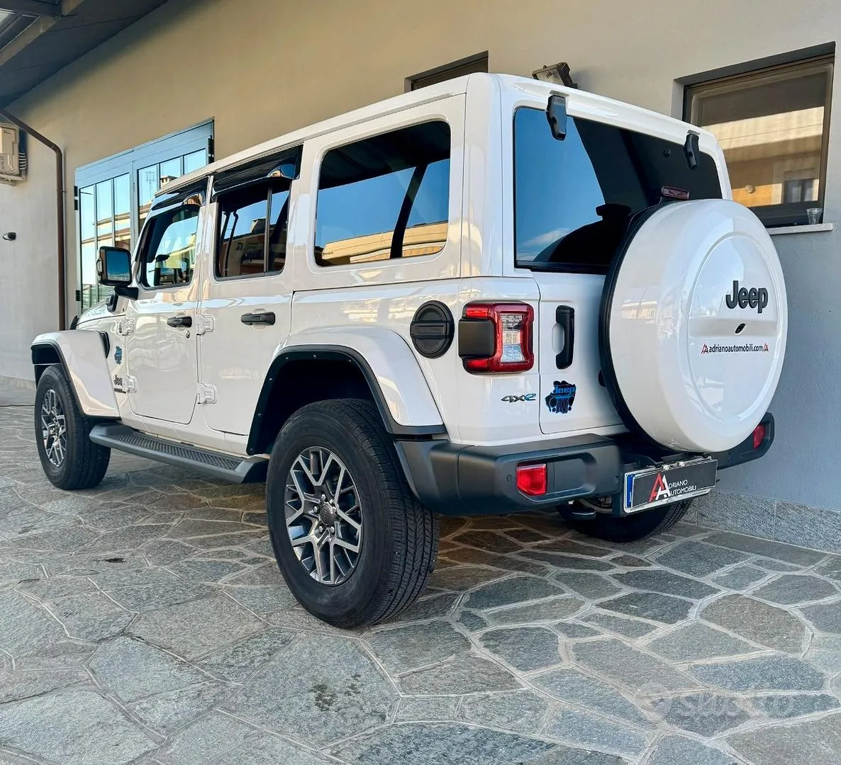 Jeep Wrangler Unlimited 2022 photo 3