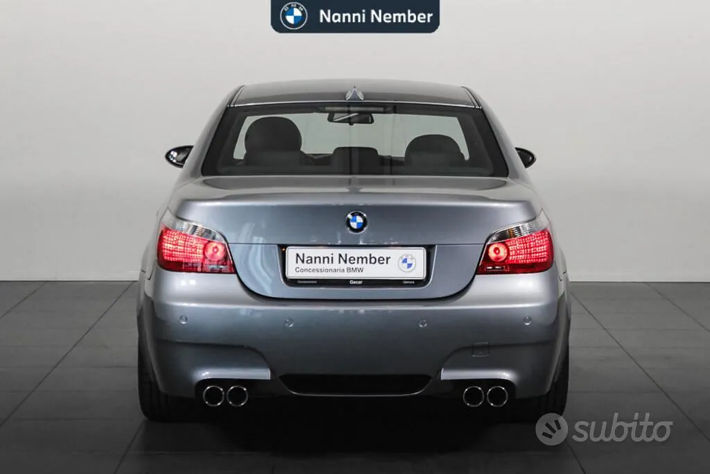 BMW M5 2005 photo 4