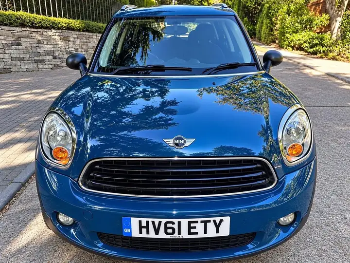 Mini Countryman 2011 photo 2