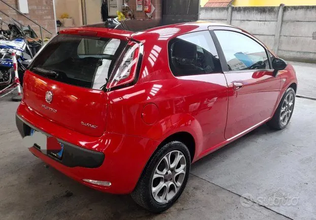 Fiat Punto 2012 photo 5
