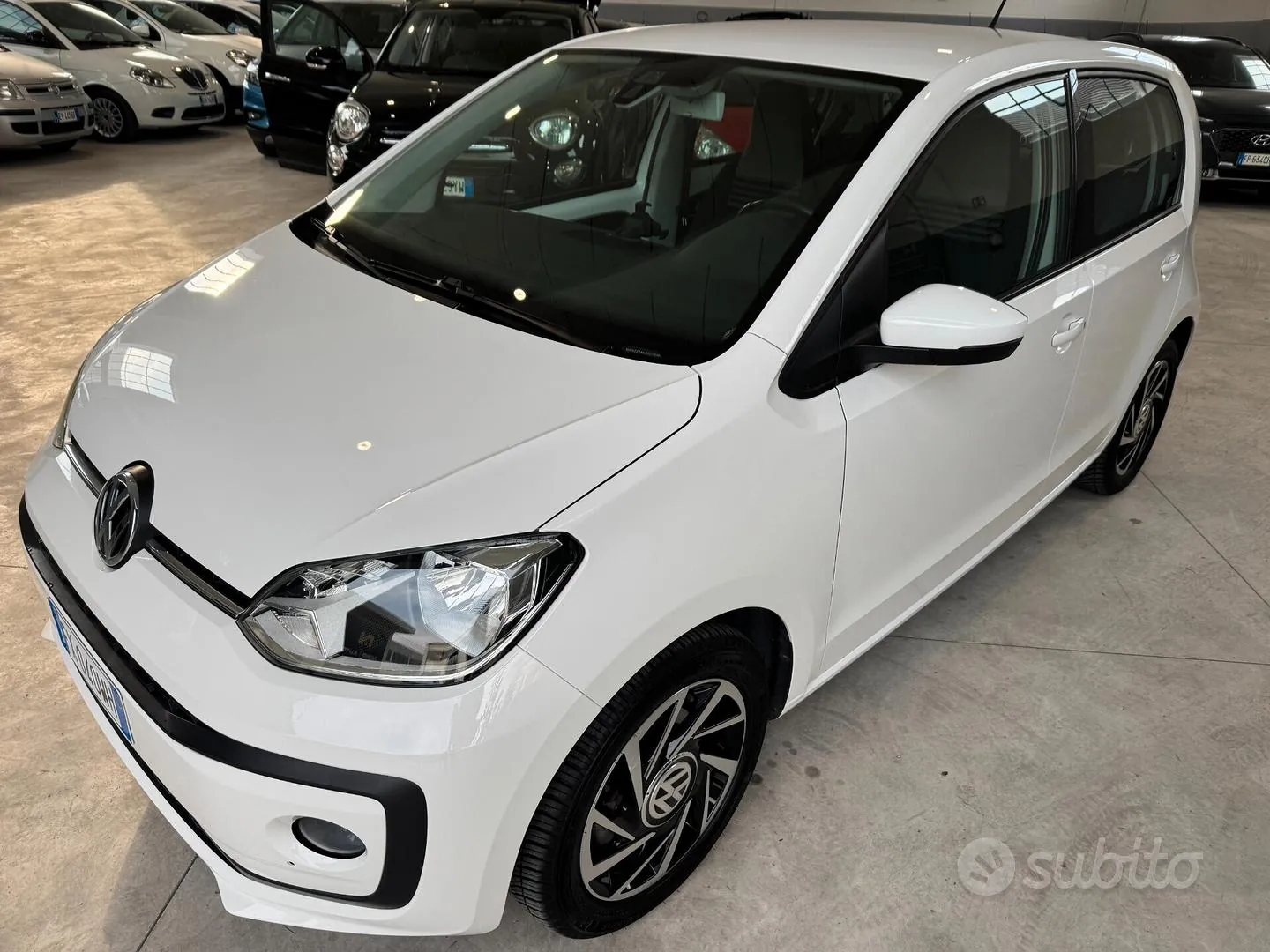 Volkswagen Up 2019 photo 3