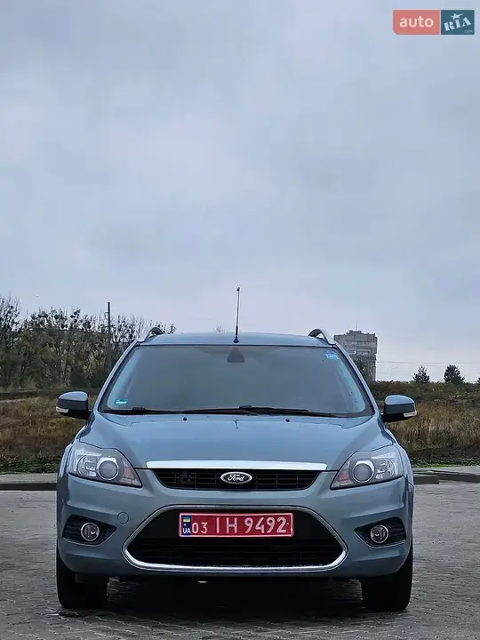Ford Focus 2008 photo 2