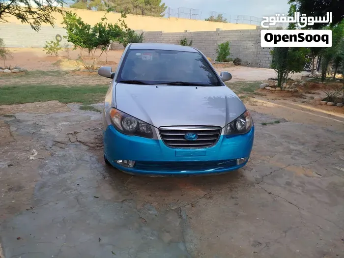 Hyundai Avante 2009 photo 2