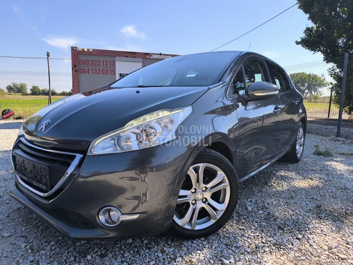 Peugeot 208