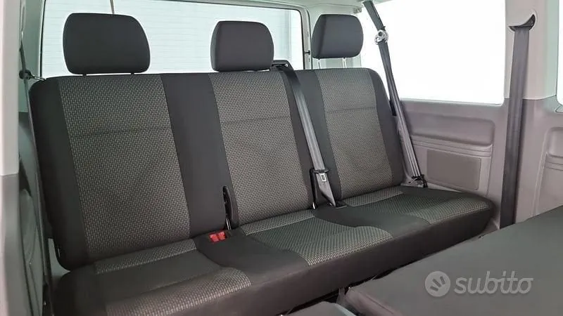 Volkswagen Caravelle 2023 photo 5