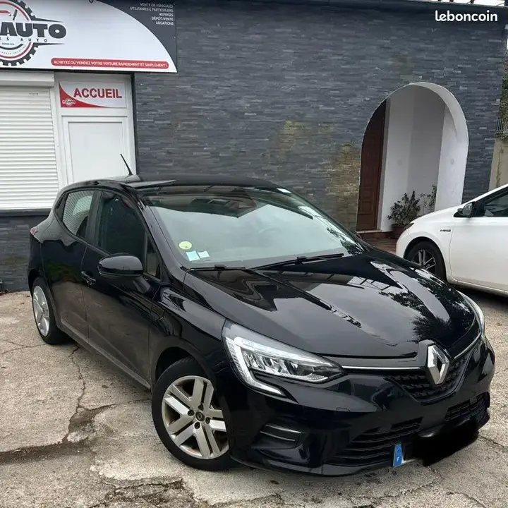 Renault Clio 2019 photo 2