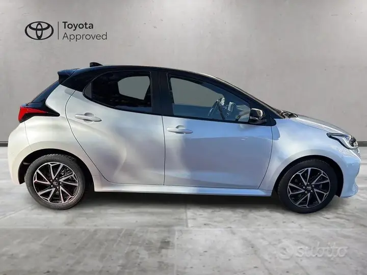 Toyota Yaris 2022 photo 4
