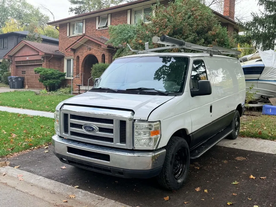 Ford E-250