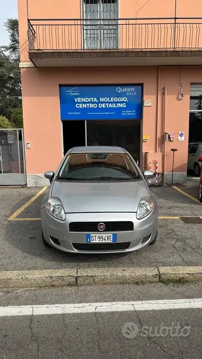 Fiat Grande Punto 2009 photo 3