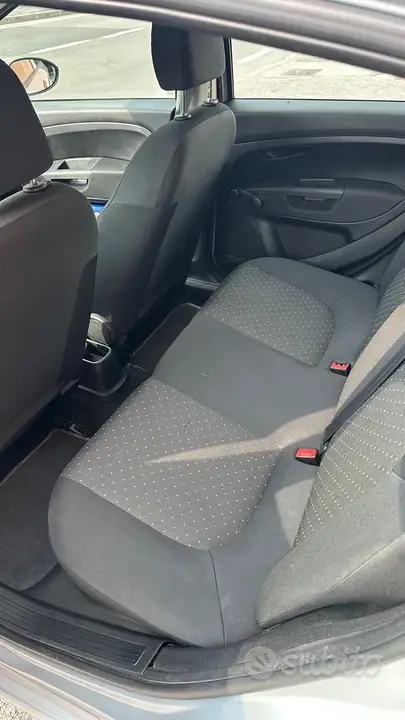 Fiat Grande Punto 2009 photo 5