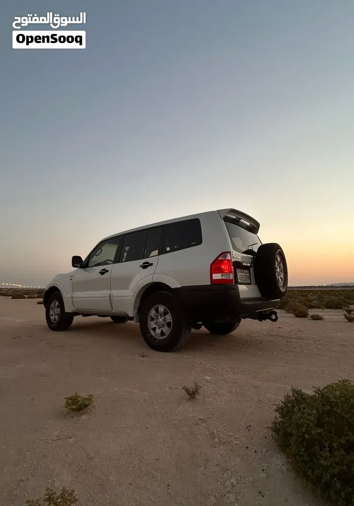 Mitsubishi Pajero 2004 photo 3