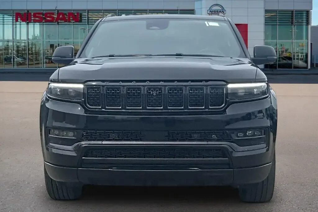 Jeep Grand Wagoneer 2023 photo 3