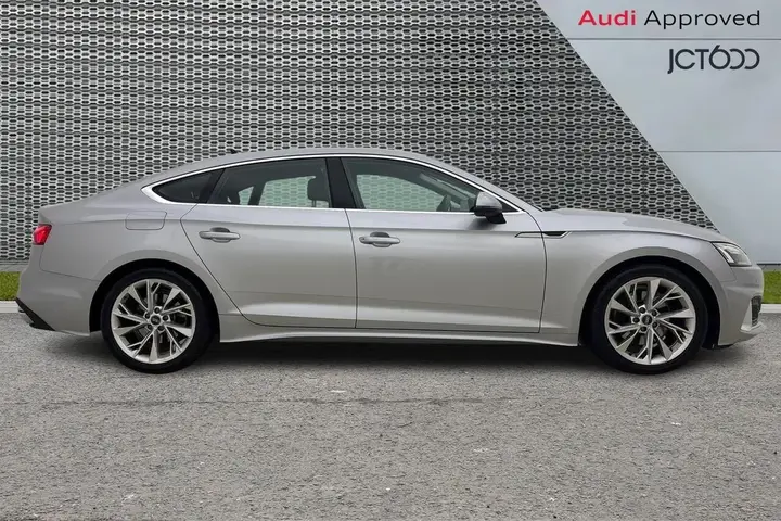 Audi A5 2021 photo 4