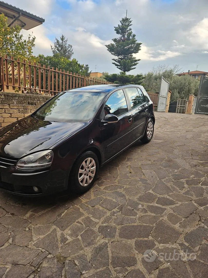 Volkswagen Golf 2004 photo 2