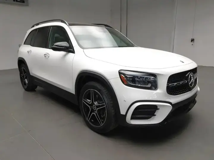 Mercedes-Benz Glb 2026 photo 2