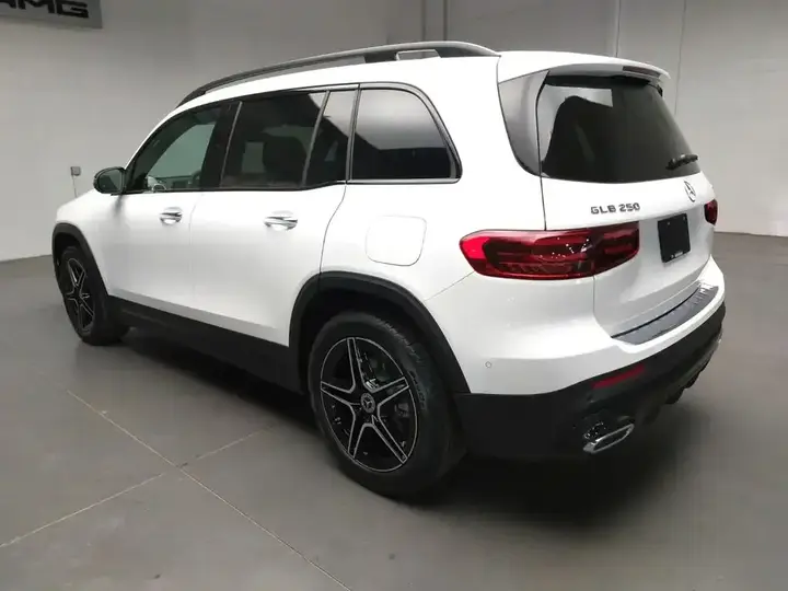 Mercedes-Benz Glb 2026 photo 3
