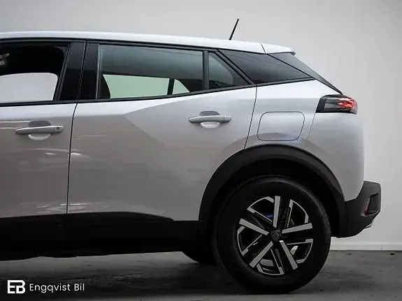 Peugeot 2008 2024 photo 3