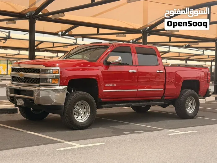 Chevrolet Silverado 2019 photo 2